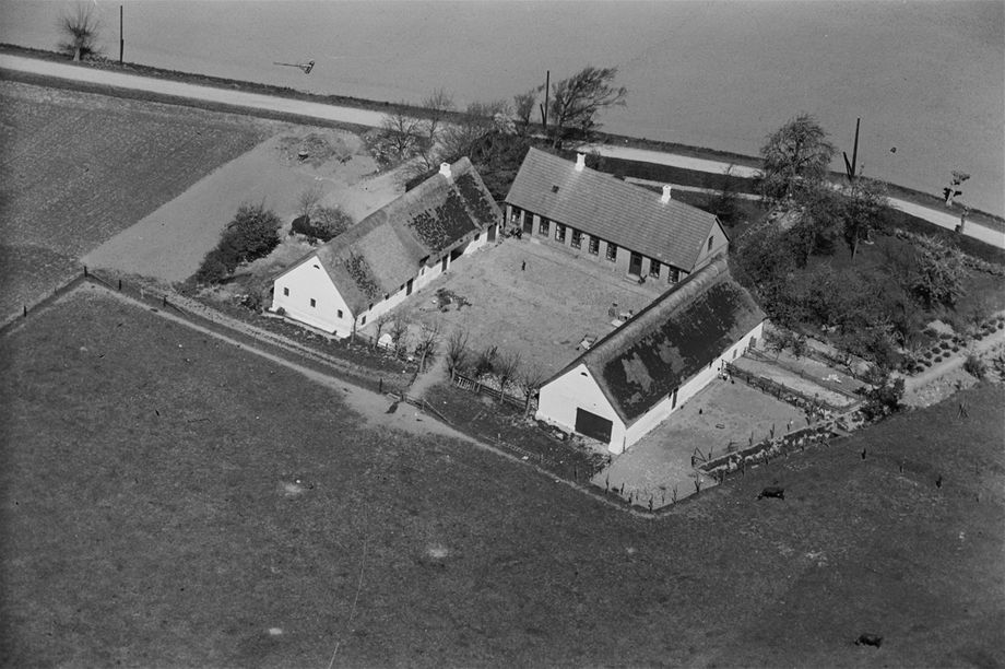 Bygården som den så ud 1936-38. Det Kongelige Bibliotek, Sylvest Jensen Luftfoto.